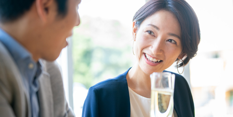 特別なシートでの野球観戦にお取引先の方々をご招待