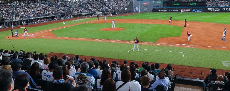 内野席